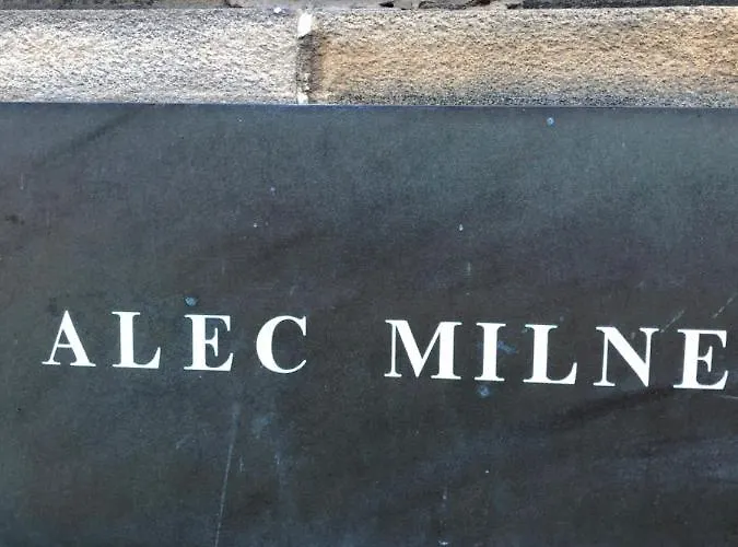 Renfrew Rooms At City Centre